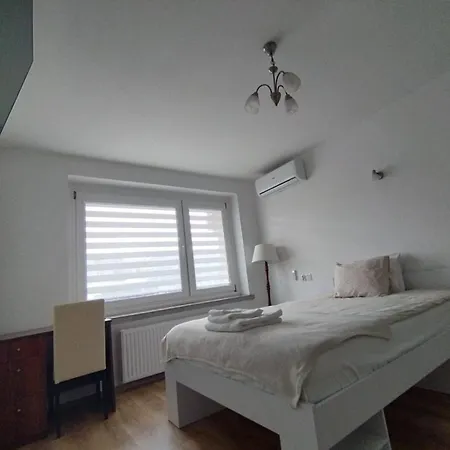 招待所 Przy 29 Alei