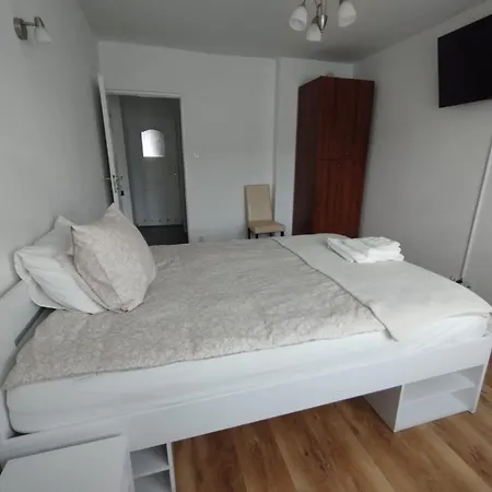 招待所 Przy 29 Alei *