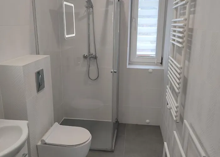 Przy 29 Alei * كراكوفيا