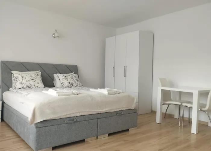 Przy 29 Alei Cracovia